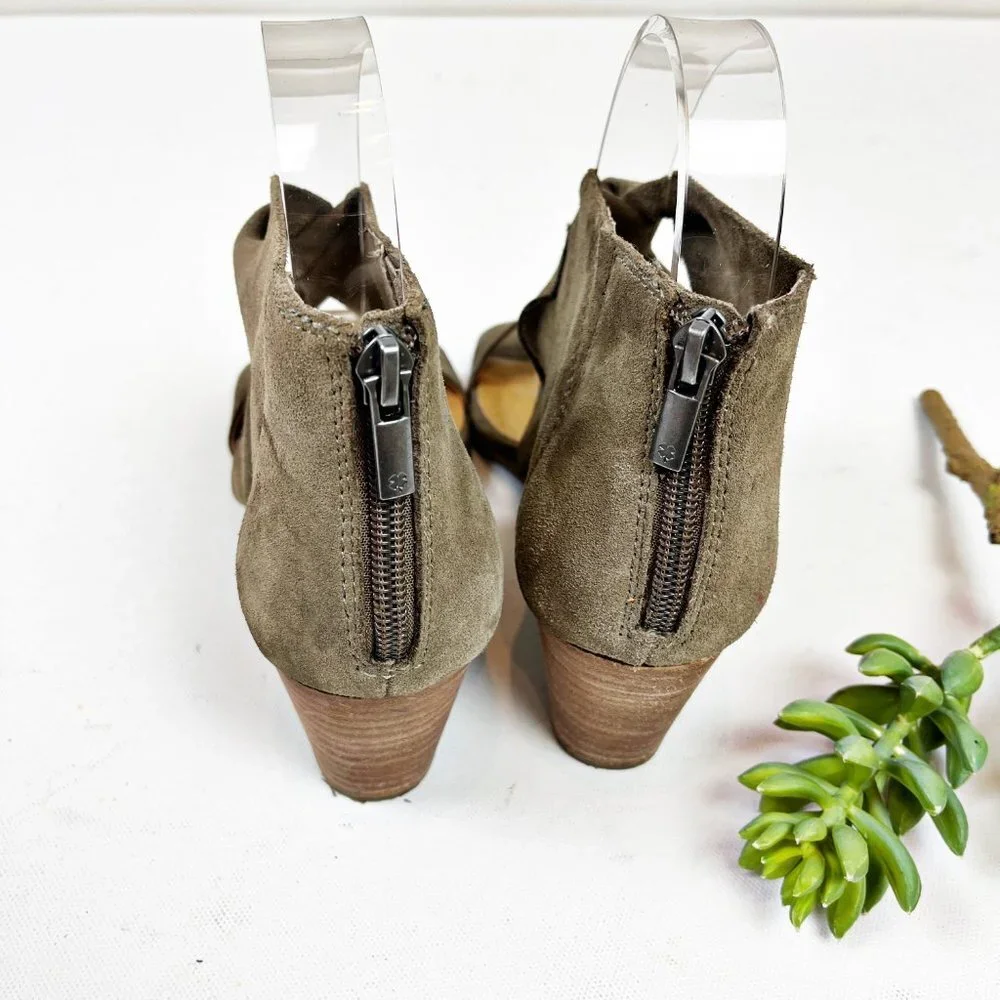 2/$20 Lucky Brand Tammanee Suede Taupe Ankle Sandal Wedges 7M